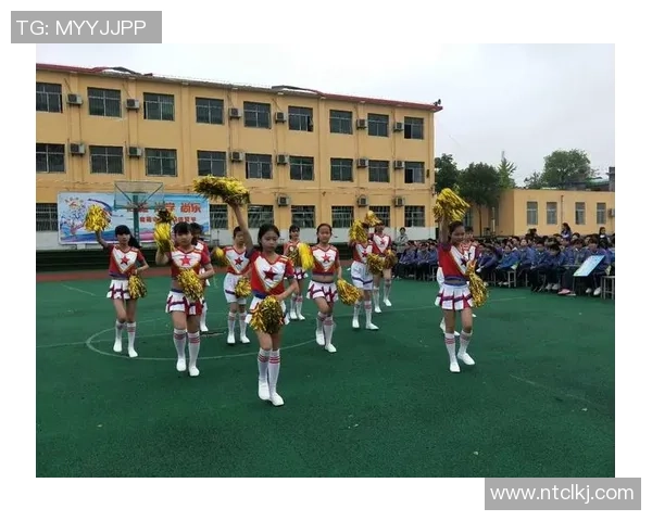 足球球星挂画床头装饰，点亮你的卧室生活与运动激情